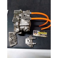 Grand/supra cylinder top oil cooler adapter