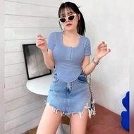 Crop Top Rib Wanita – Kancing Depan Lengan Pendek Korean Look