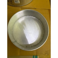 9x9x3     Round cake pan
