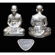 Roop Lor Lp Dum Roon Mutitachit Ner Ngen  Lp Dum第一期纯银小金身，在师傅58岁生日制作，限量制作200尊，在2545bBe出庙 Lp Dum ，Wat 