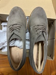 Clarks 女裝皮鞋