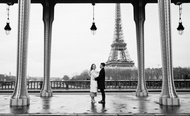 Paris Photographer - Professional Photos around the Eiffel Tower