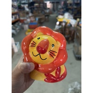 Ceramic Piggy Bank Lion Pattern Size M 5x4 Inches Suitable For Shopping & Collectors a0