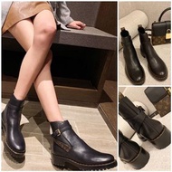 Louis Vuitton leather boots #shoes