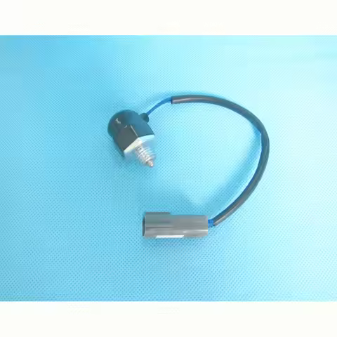 Car accessories reversing light backup lamp switch F5E1-17-640 for Mazda 323 protege BJ 1998-2005 Pr