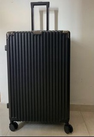 30”Large Suitcase,30”inches luggage,30 inches Large suitcase，全新現貨超大行李箱，超大容量移民行李gip，30吋遠行留學行李箱，30吋大容量出trip行李箱，巨無霸行李箱