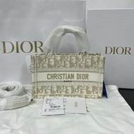 DIOR 白金刺繡Book mini托特手提肩背包 21.5*13*7.5 全新閒置配件盒子塵袋
