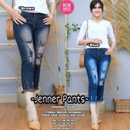 7/9 Jenner pants jeans. jeans 7/9 Stretchy Not See Through. jeans Rip Off