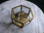 【老時光 OLD-TIME】早期銅框玻璃珠寶盒