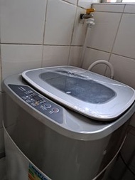 卓爾日式全自動洗衣機4KG(高水位)，1級能源標籤。