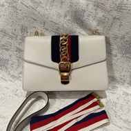 Gucci sylvie 白色 中號