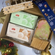 Ice Cream Gift Set - Old School Hawker Ice Cream, Rainbow Bread&lt; Magnolia