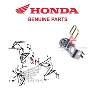 Stay RH Under Cover ( 64341-K56-N10 ) RS150R V1 V2 V3 & RS-X V1 V2 💯 Honda Original