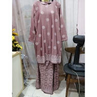 Baju Kurung corak songket (preloved)