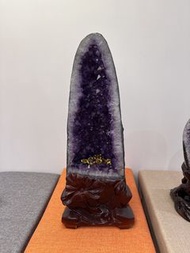 天然水晶 巴西帝王紫大牙紫水晶晶洞(62x24x18cm-連底座計）