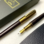 3952老山羊-葛瑪蘭 鐵刀木 古黃銅 雙色書法鋼尖鋼筆