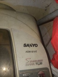 洗衣機三洋日本品牌低去水位！上水！再約吧留言電話號碼（可加運費叫車附近的送）