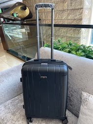 歐洲 Wenger Saber 20 吋高端100% PP 可擴展行李箱 Wenger Saber 20 inch 100% PP expandable luggage  55 x 37 x 24-7