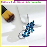 Fashion brooch with green stone GC178