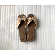 Women's slippers (cute), going out slippers