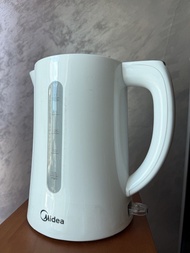 Midea 美的 1.7L 白色電熱水壺