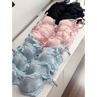 Beautiful thin or push-up bra size 32D 32DD