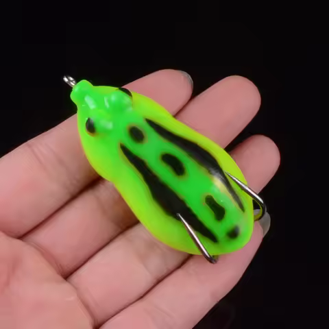 1pcs soft tube bait plastic fishing lures frog lure treble hooks Topwater ray frog 6.5cm 13.2g artif