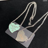 Prada outlet necklace 心型吊墜項鍊