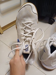 Kyrie 4