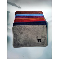 Smooth Wool Floor Mat for Small Feet – Super Absorbent – Size 40cm x 60cm – Various Colors