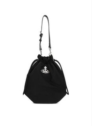 Vivienne Westwood黑色水桶包