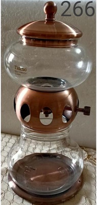 日本Tiamo冰滴咖啡壺，功能正常，唯缺圖4的咖啡粉杯，請自行網路購買，缺件已反應在售價上，半價廉讓。