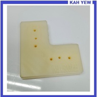 051 Cabinet Door Bracket White (PMB)