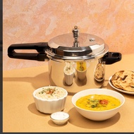 VINOD SANDWICH BOTTOM PRESSURE COOKER WITH LID 5 LTR (TCSB-5)