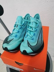 Nike Zoom Fly 3 慢跑鞋