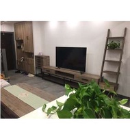 有趣嘅發現：以 HK$2,500 價格出售嘅 TAZU推介:北歐工業風化白簡約電視櫃組合,電視櫃呎吋120X40X55cm,150x40x55cm,180x40x55cm,200x40x55cm. 梯