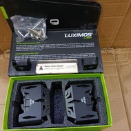 Q9 luximos nine lamp