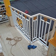 pagar reling tangga balkon minimalis