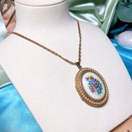 【西洋古董飾品】可打開放相片愛心 厚質感精緻珍珠感框花卉項鍊