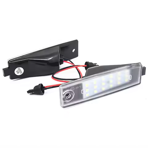 Suitable for Toyota Hiace 200 Vanguard ACA33W LED License Plate Light Cross-Border