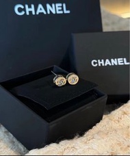 Chanel mini earrings 迷你 圓形 雙c 水鑽 耳釘 耳環 金色 24b 25p 情人節禮物