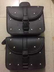 Túi Da Size Lớn treo hông Xe Máy Bộ 2 Cái (Kt:30x25x10)