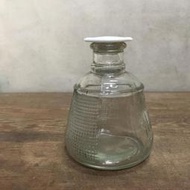 WH14716【四十八號老倉庫】全新 早期 台灣 新興 HS 淡綠 氣泡 玻璃 醬油瓶 高10cm 有瑕 1瓶價
