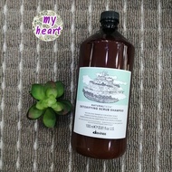 Davines Detoxifying Scrub Shampoo 12/250/1000 ml แชมพูดีท๊อกซ์หนังศรีษะ และเส้นผม