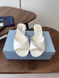 全新✅帶盒hkluxehk 🎁 Prada 拖鞋