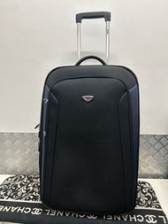 二手系列： 英國Antler 25 吋輕盈布料兩輪行李箱； Antler 25 inch 2-wheel luggage 66 x 41 x 28cm