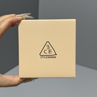 Discount in Straw Time P33.3ce Nine Color Eyeshadow Palette de Palette❗3ce Nine-Color Eyeshadow Matt