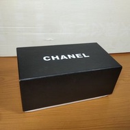 CHANEL 黑色紙盒