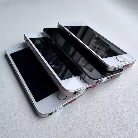 Original Apple iPhone SE Cellphone 16/32/64/128GB ROM 2GB RAM Dual Core 4G LTE 12MP iOS Smartphone T