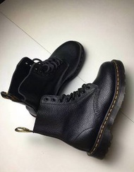 【🔥荔枝紋】Dr·Martens 1460 Pascal 黑色荔枝紋軟皮8孔馬丁靴